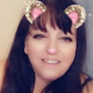 Meet your Posher, Gina